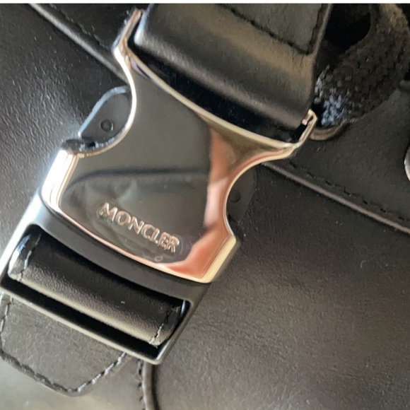 Moncler boots - Picture 11 of 13